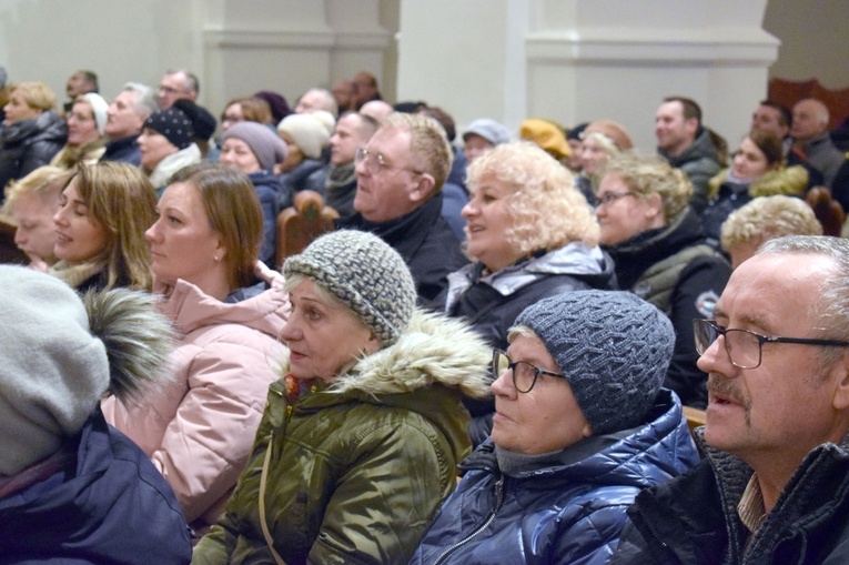 Ząbkowice Śl. Gennesaret zaprosił dzieci i młodzież do kolędowania