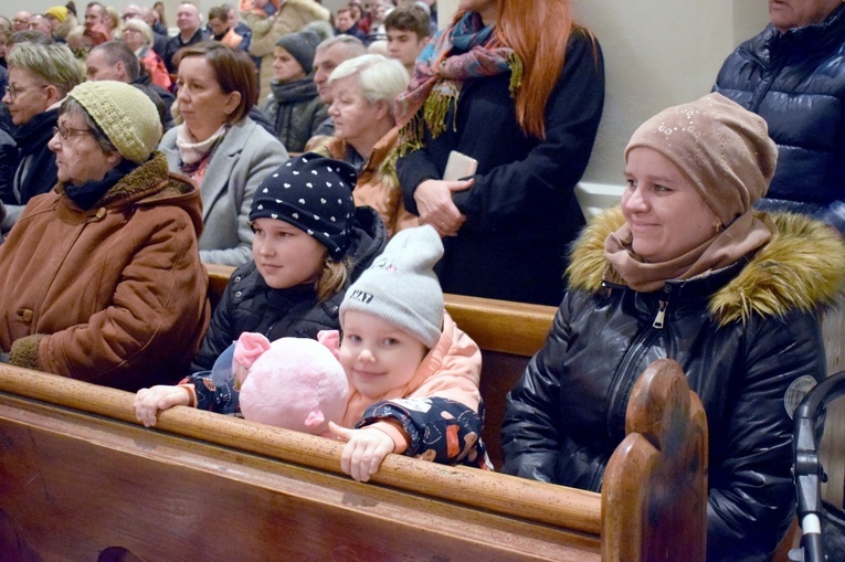 Ząbkowice Śl. Gennesaret zaprosił dzieci i młodzież do kolędowania