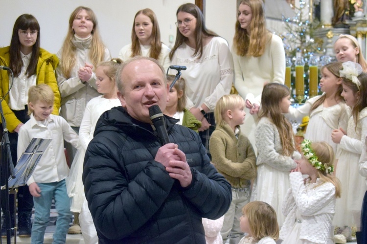 Ząbkowice Śl. Gennesaret zaprosił dzieci i młodzież do kolędowania