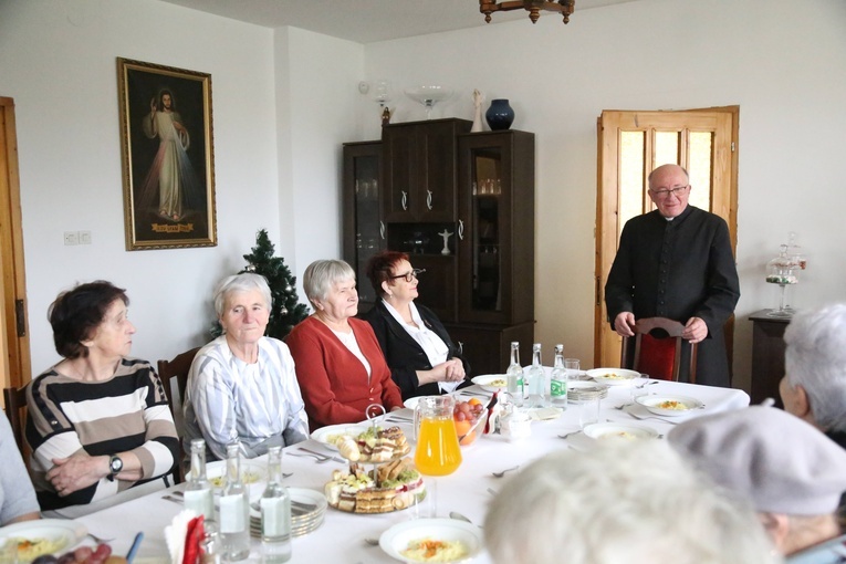 Jasełka i spotkanie seniorów w Borku