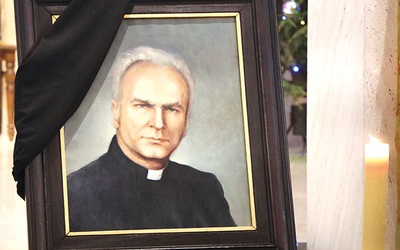 Kapłan zmarł 1 stycznia. 