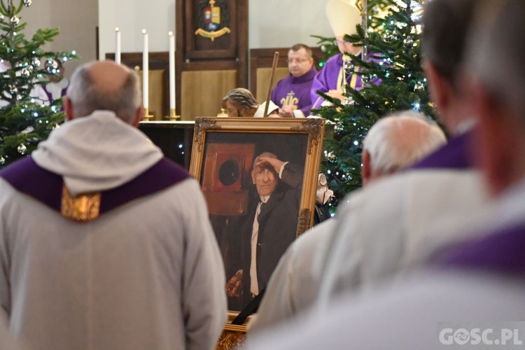 Pogrzeb uczestnika Wydarzeń Zielonogórskich i cenionego fotografa