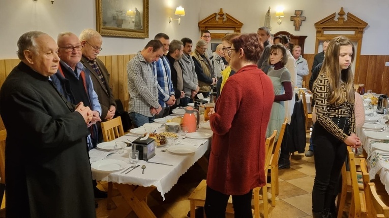 Kolędowanie Domowego Kościoła w "Albertówce"