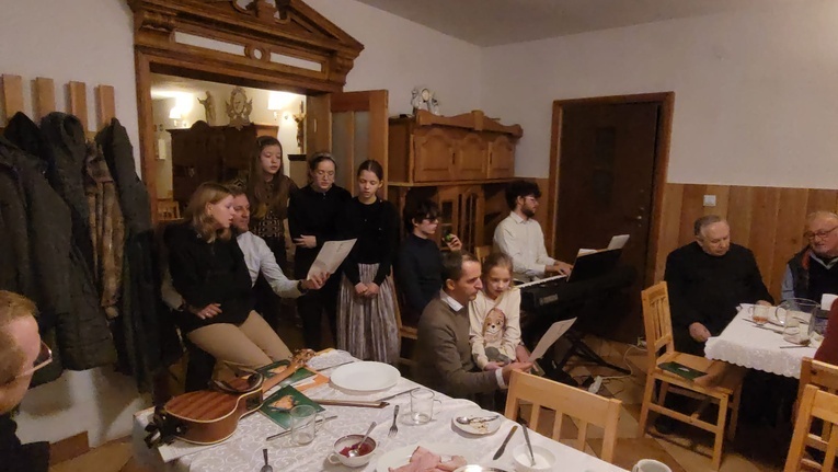 Kolędowanie Domowego Kościoła w "Albertówce"