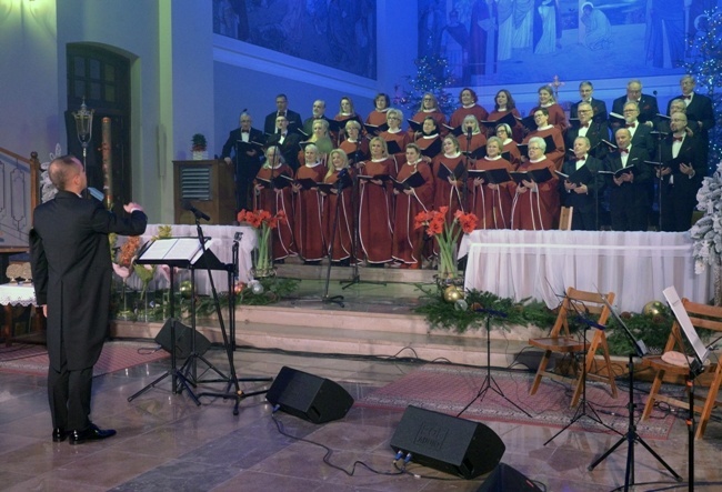 Chór z parafii pw. NSJ w Radomiu