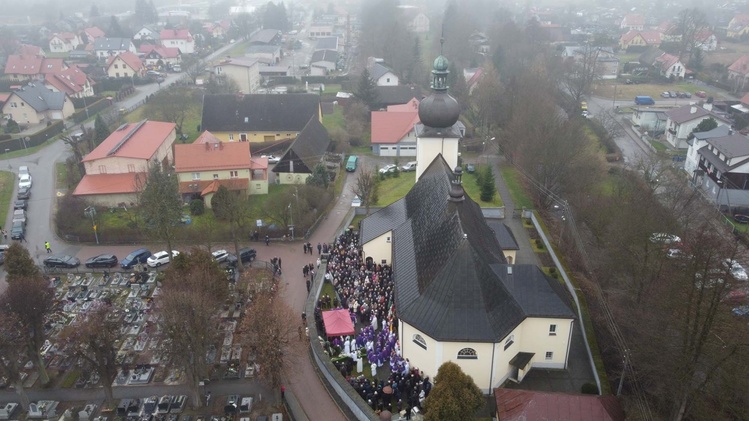 Kudowa-Zdrój. Pogrzeb ks. Jana Szetelnickiego