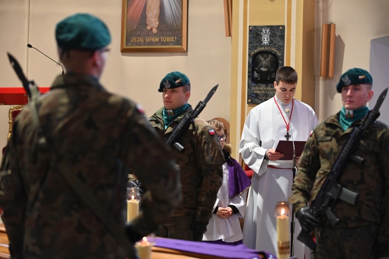 Kudowa-Zdrój. Pogrzeb ks. Jana Szetelnickiego