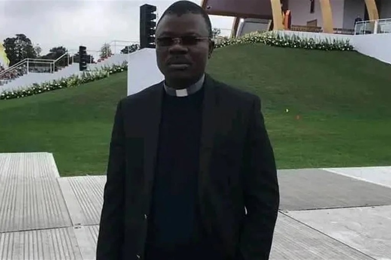 Uwolniony kapłan porwany w Nigerii