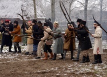 Rekonstrukcja walk powstania styczniowego w Muzeum Wsi Radomskiej.