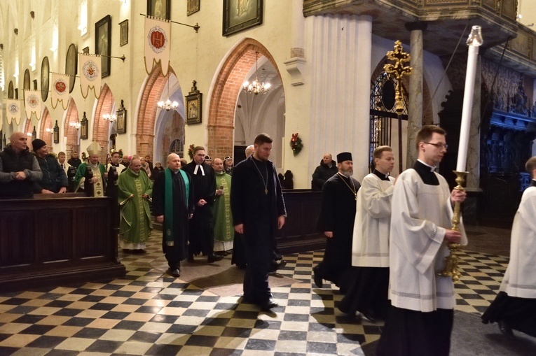 Msza św. z udziałem kapłanów wyznań chrześcijańskich w Oliwie