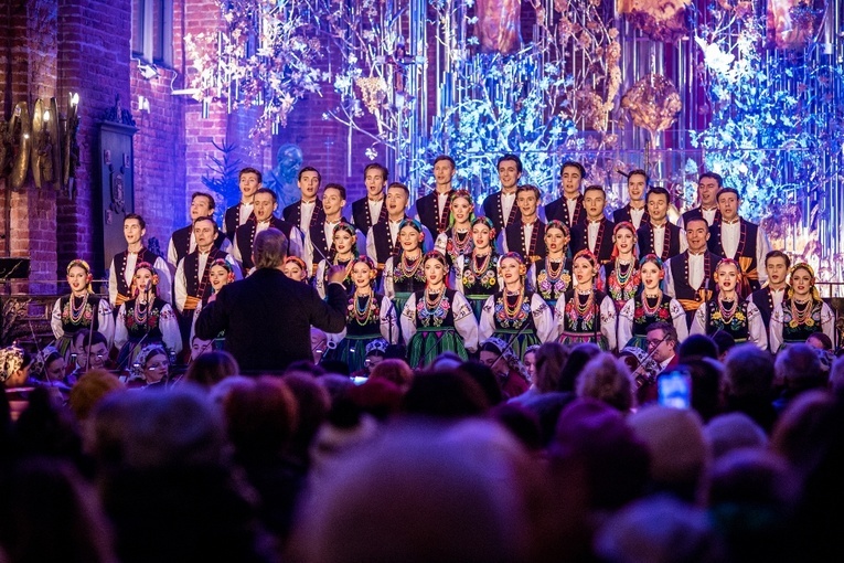 Zespół Mazowsze kolędował w bazylice św. Brygidy