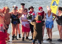 ▲	W tym roku Bałtyk i organizatorzy zapraszają tradycyjnie  do zimnej wody wszystkich uczestników MTM.