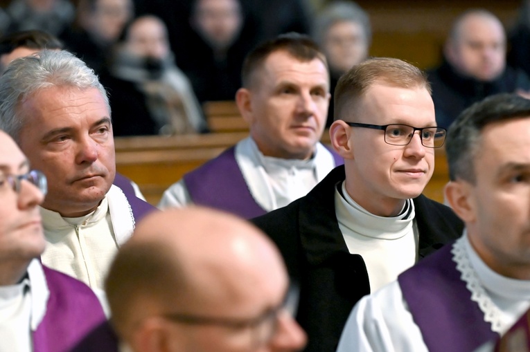 Pogrzeb Roberta Kapłona, taty ks. Daniela