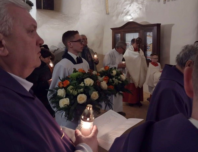 Modlitwa w intencji zmarłych biskupów i rządców naszej diecezji w katedrze