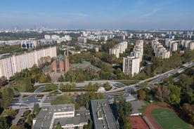 Tramwajem do marianów na Stegny