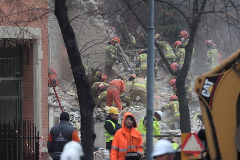 Szpital w Siemianowicach Śląskich: poparzony w wybuchu kamienicy jest przytomny