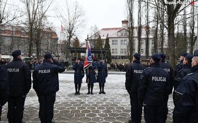 Katowice. Uroczyste ślubowanie policjantów