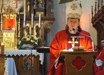 Bp Skomarowski: Codziennie do obwodu łuckiego przywożą zabitych żołnierzy