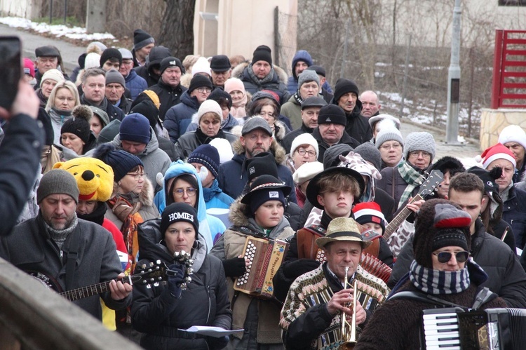 Zakliczyn. Kolędowanie ulicami miasta