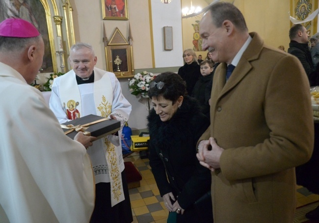 Relikwie św. s. Faustyny Kowalskiej w Chlewiskach