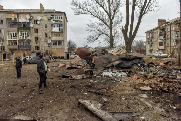 Ukraina: rosyjska rakieta uderzyła w budynek mieszkalny w Charkowie, zginęła jedna osoba