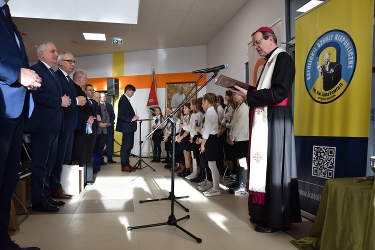 W Pruszczu Gdańskim otwarto nową siedzibę szkoły katolickiej