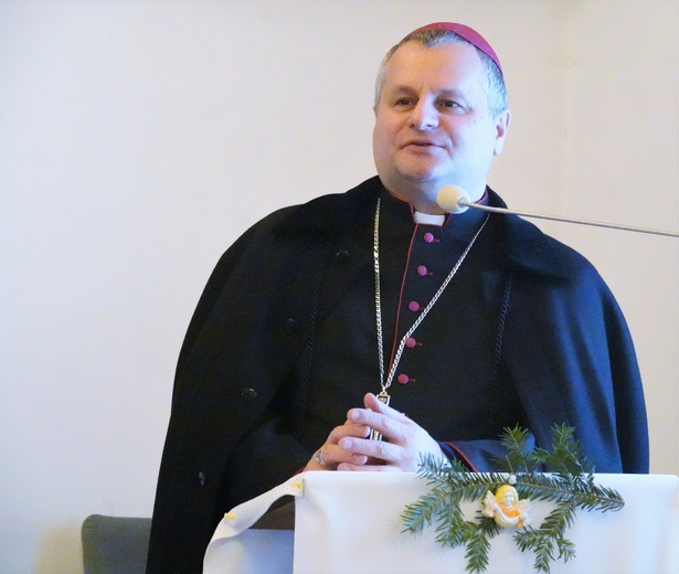 Jamne. Biskup Leszek Leszkiewicz z wizytą u górali