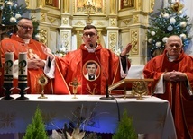 Relikwie świętych w Żmiącej