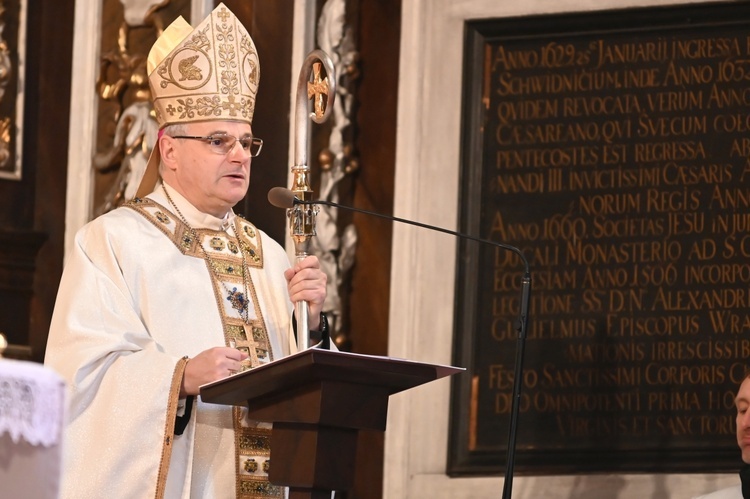 Dzień Życia Konsekrowanego w świdnickiej katedrze