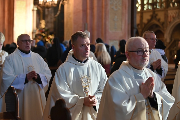 Dzień Życia Konsekrowanego w świdnickiej katedrze