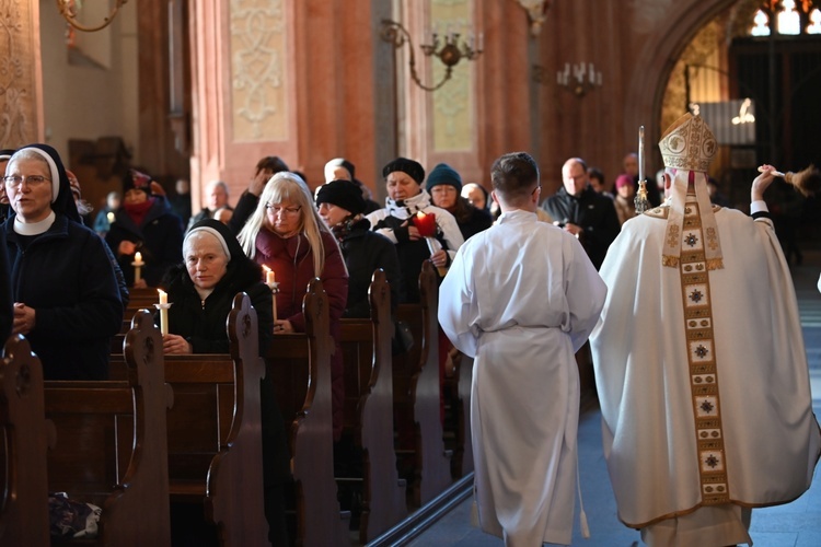 Dzień Życia Konsekrowanego w świdnickiej katedrze