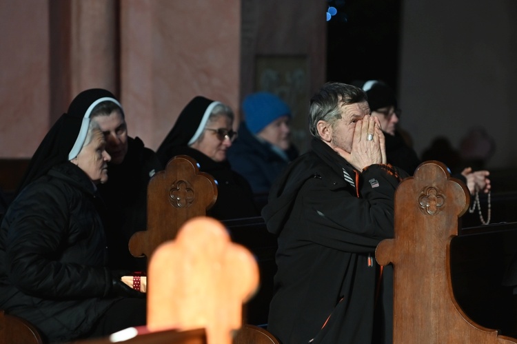 Dzień Życia Konsekrowanego w świdnickiej katedrze