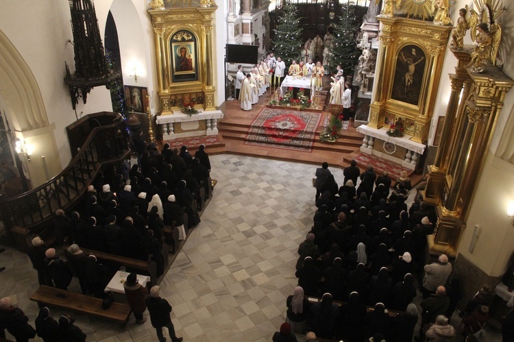 Dzień Życia Konsekrowanego w tarnowskiej katedrze