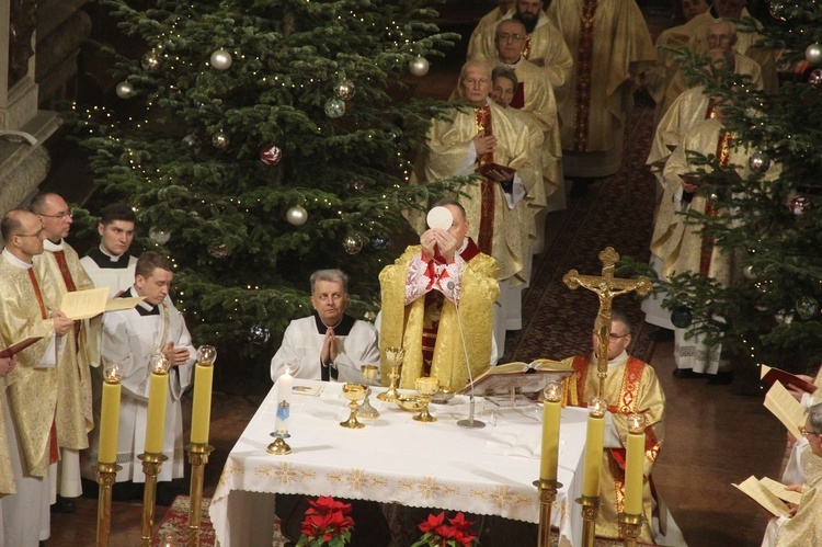 Dzień Życia Konsekrowanego w tarnowskiej katedrze