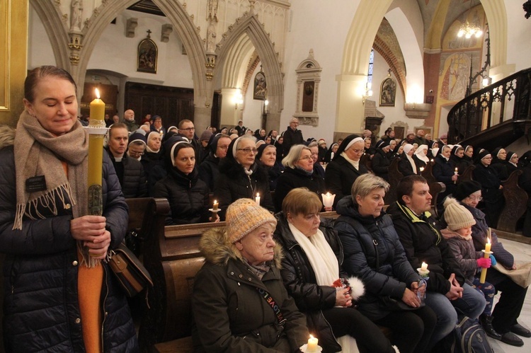 Dzień Życia Konsekrowanego w tarnowskiej katedrze