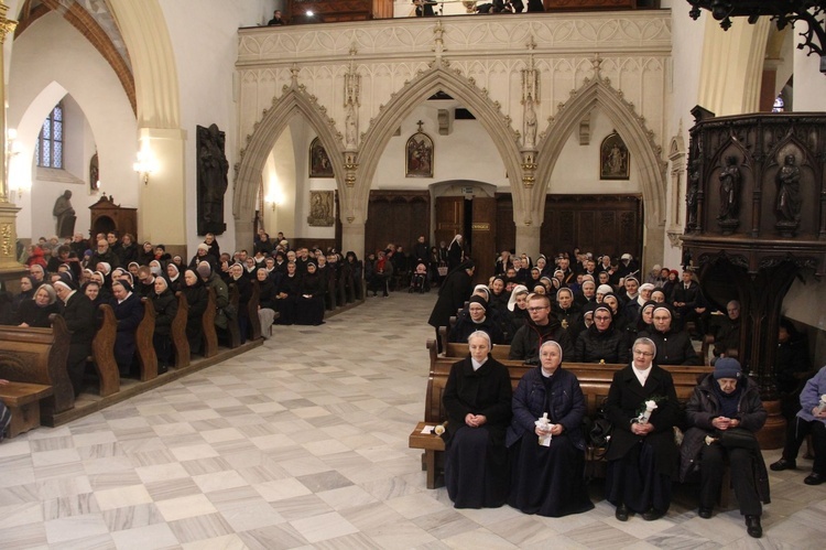 Dzień Życia Konsekrowanego w tarnowskiej katedrze