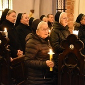 Podczas liturgii odbył się obrzęd odnowienia ślubów zakonnych.