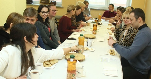 Wolontariuszki z zagranicy w koszalińskiej Caritas