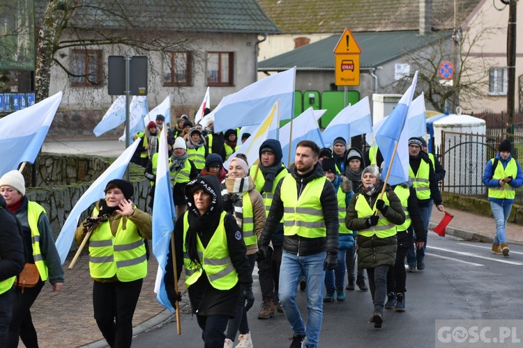 Comiesięczna pielgrzymka z Międzyrzecza do Pani Cierpliwie Słuchającej