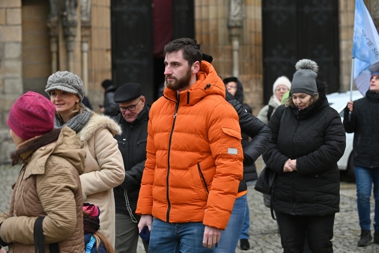 Pierwszosobotnia modlitwa z bp. Markiem Mendykiem i Wojownikami Maryi