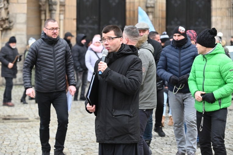 Pierwszosobotnia modlitwa z bp. Markiem Mendykiem i Wojownikami Maryi