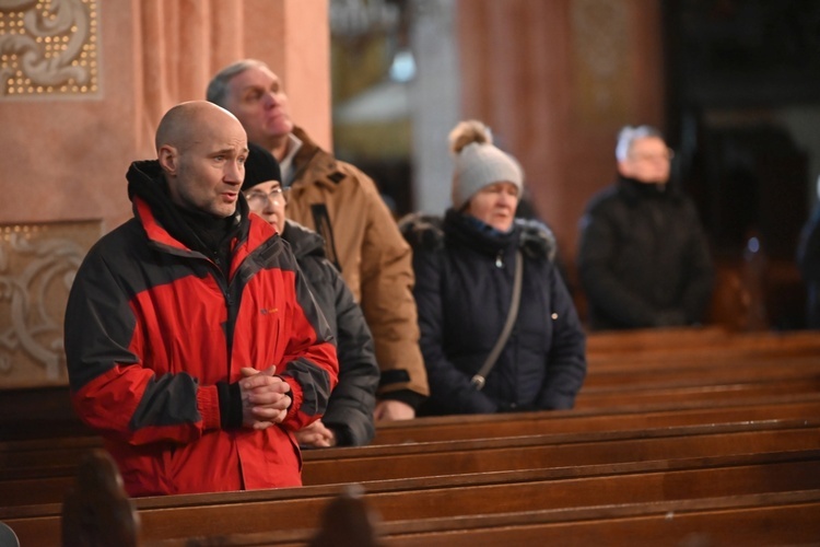 Pierwszosobotnia modlitwa z bp. Markiem Mendykiem i Wojownikami Maryi