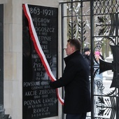 Szef MON odsłonił tablicę pamiątkową poświęconą bitwie pod Węgrowem