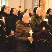 	Podczas liturgii odbył się obrzęd odnowienia ślubów zakonnych.