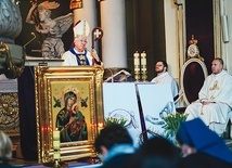 W centrum naszego spotkania będzie uroczysta Eucharystia.