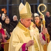 Jubilat podczas uroczystości dziękczynnej za jego pracę w diecezji opolskiej.