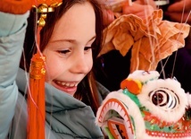 Dziewczynka na Trafalgar Square świętuje Chiński  Nowy Rok.
 23.01.2023 Londyn, Anglia