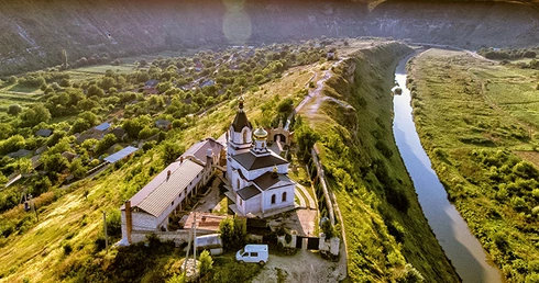 Mołdawia – kraj szukający własnej tożsamości między Rumunią a Rosją.