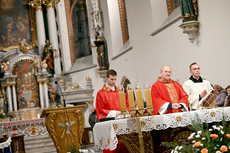 Ząbkowice Śl. Lutowa Msza św. z modlitwą o uzdrowienie