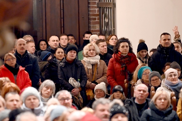 Ząbkowice Śl. Lutowa Msza św. z modlitwą o uzdrowienie